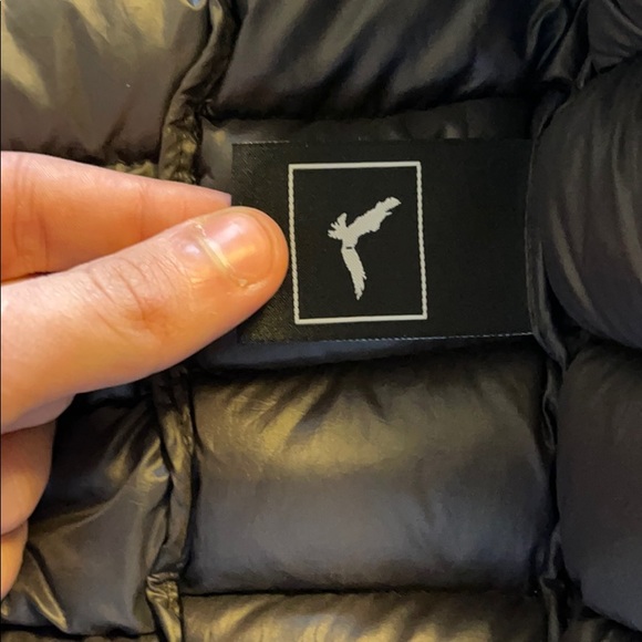 A Black Hawke&Co. Vest - Picture 5 of 8